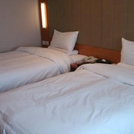 Ji Hotel Urumqi Hongshan Branch Esterno foto